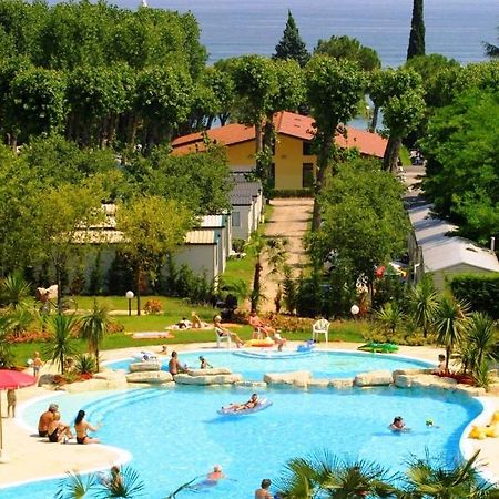 Apartments In Peschiera Del Garda 22099 Екстериор снимка